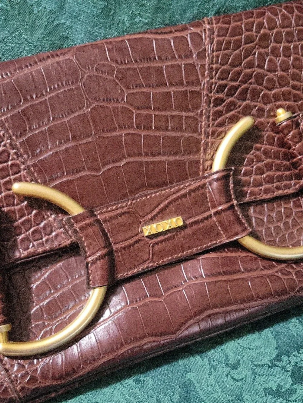 XOXO Elegant Faux Croc-Embossed Shoulder Bag in Deep Brown EUC